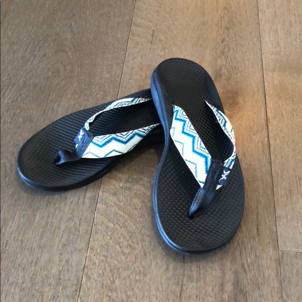 New Chaco flip flops